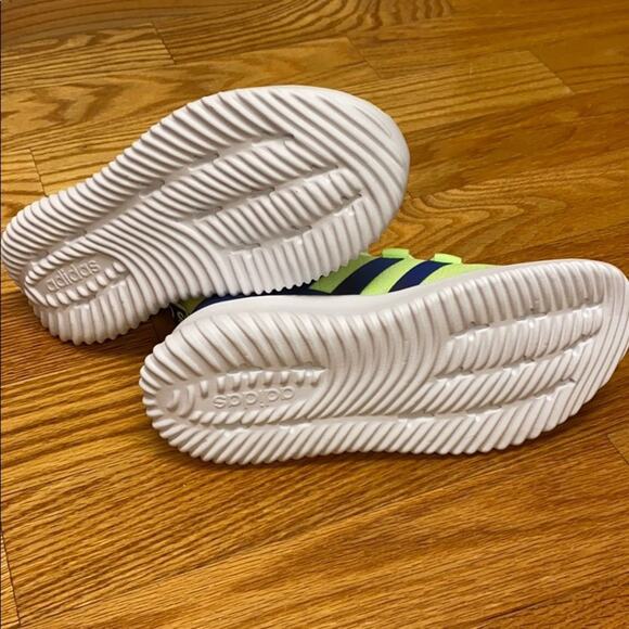 Adidas cloud foam men’s size 7 ( women’s 8) NWOT - Picture 2 of 6